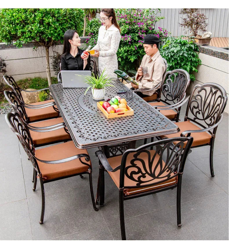 Waterproof Sunscreen Leisure Chairs Outdoor Metal Garden Furniture Set for Patio European Retro Style