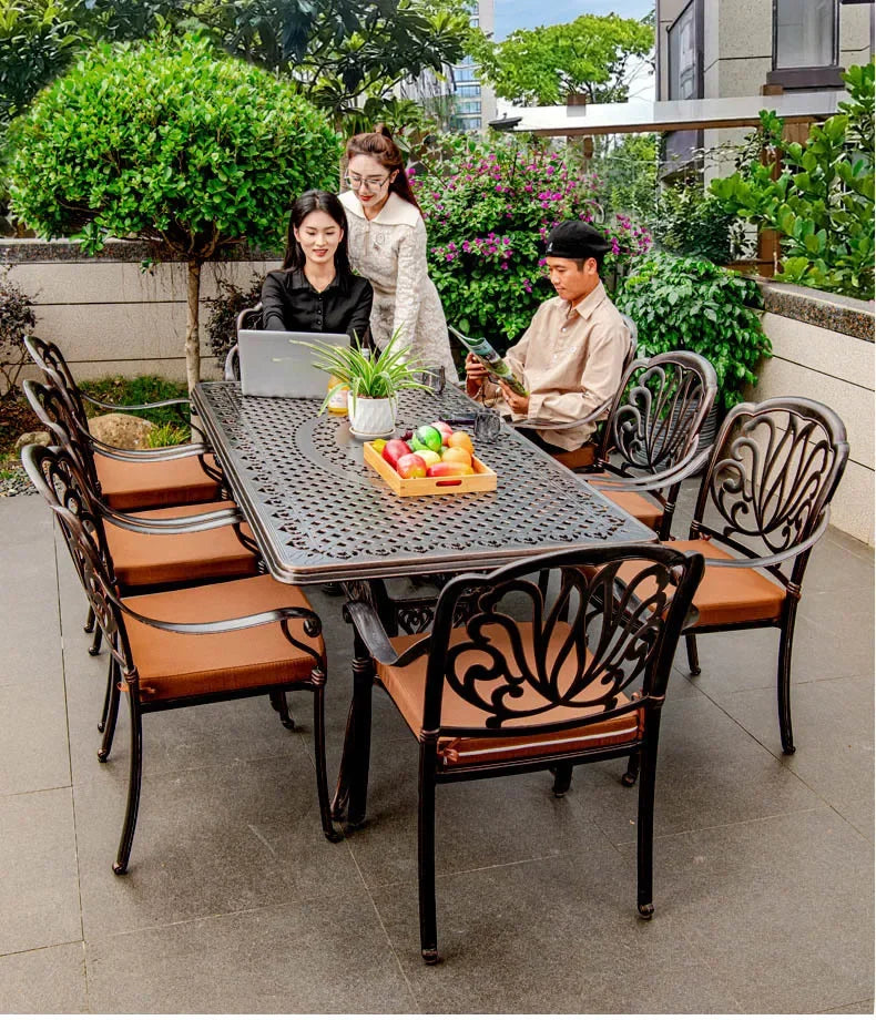 Waterproof Sunscreen Leisure Chairs Outdoor Metal Garden Furniture Set for Patio European Retro Style